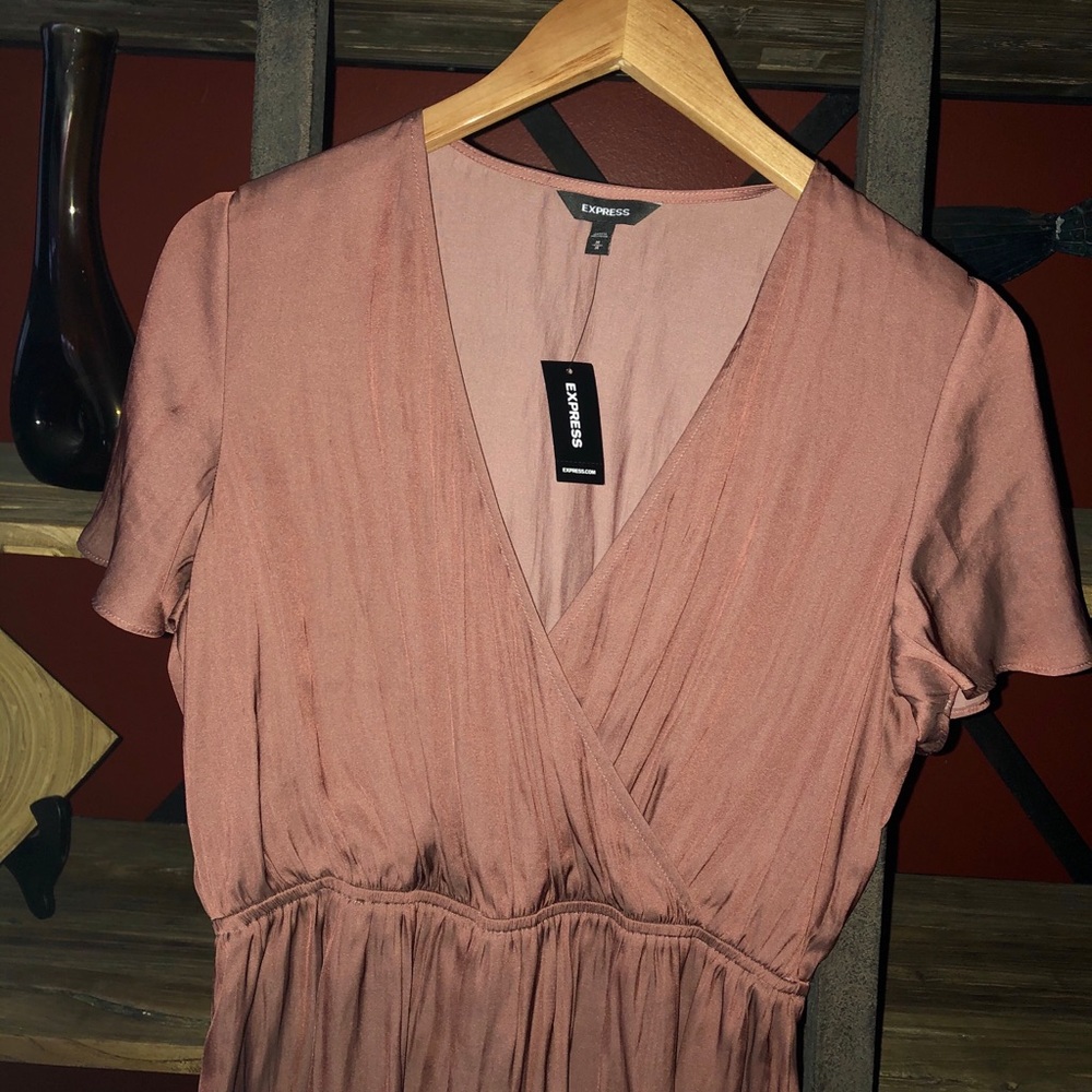SOLD!! NWT-Express Pink Blouse